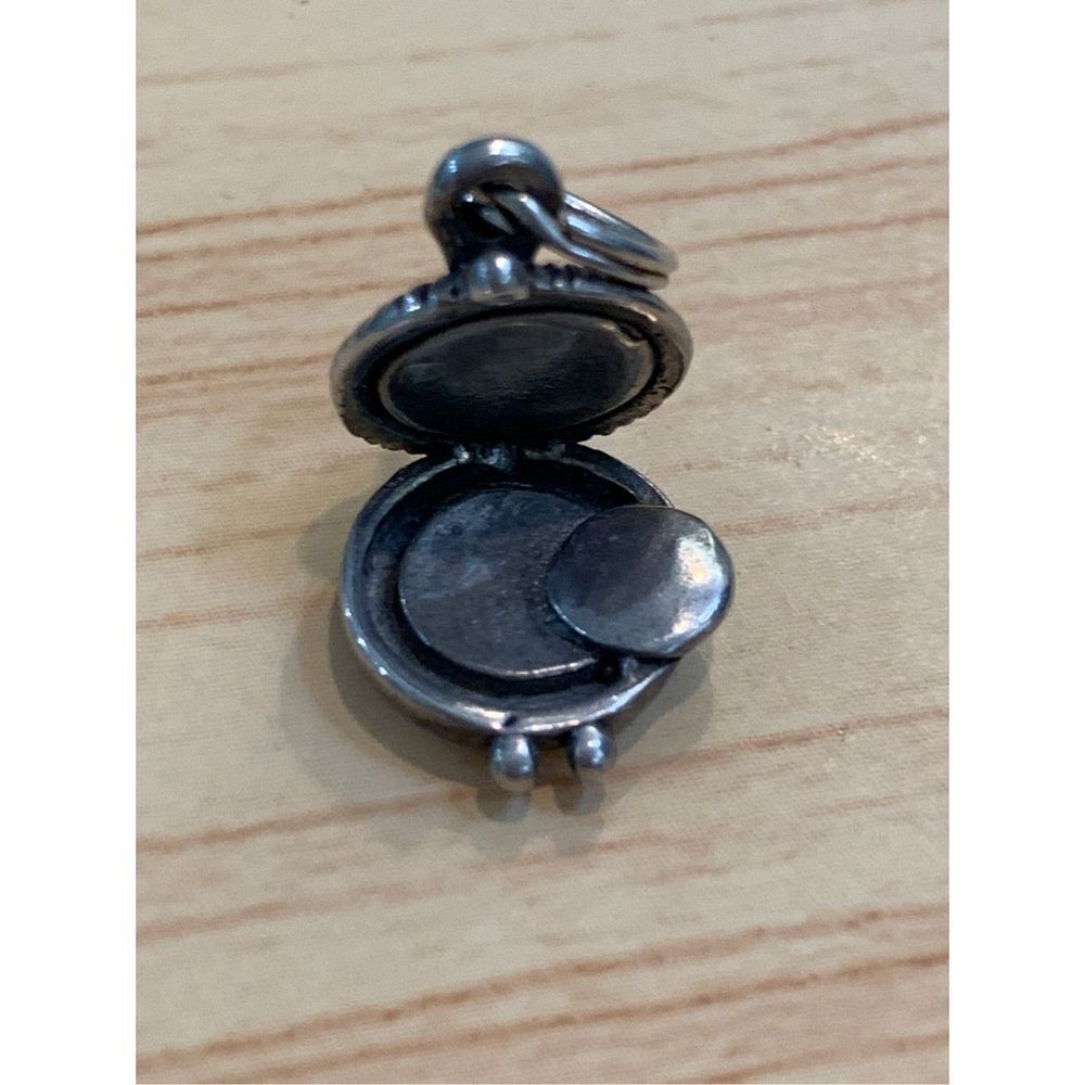.925 Makeup Compact Sterling Silver Jewelry Charm #powder #makeup